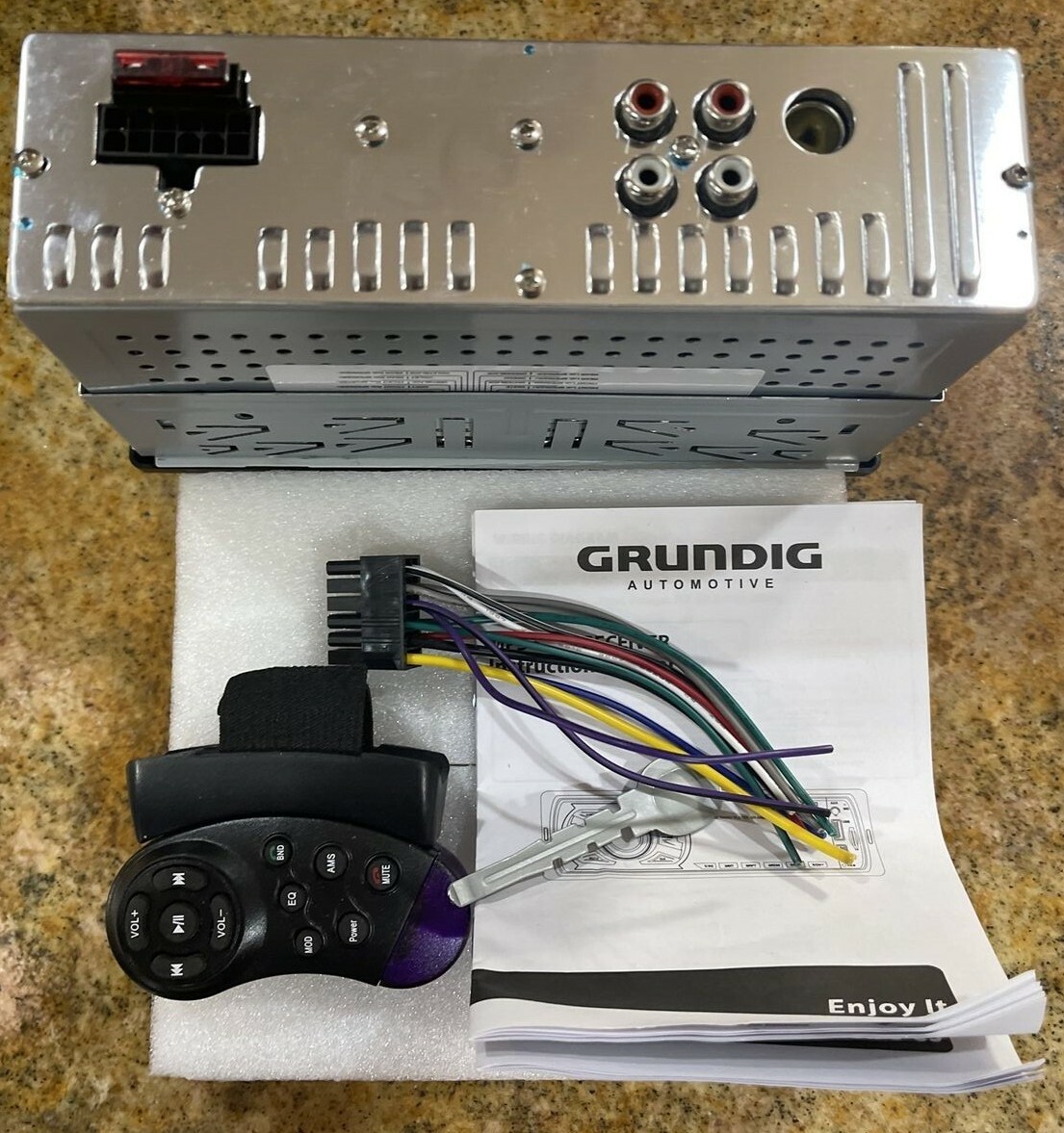 Grundig Automotive Fixed Panel MP3 Radio Player With FM/USB And Remote Control