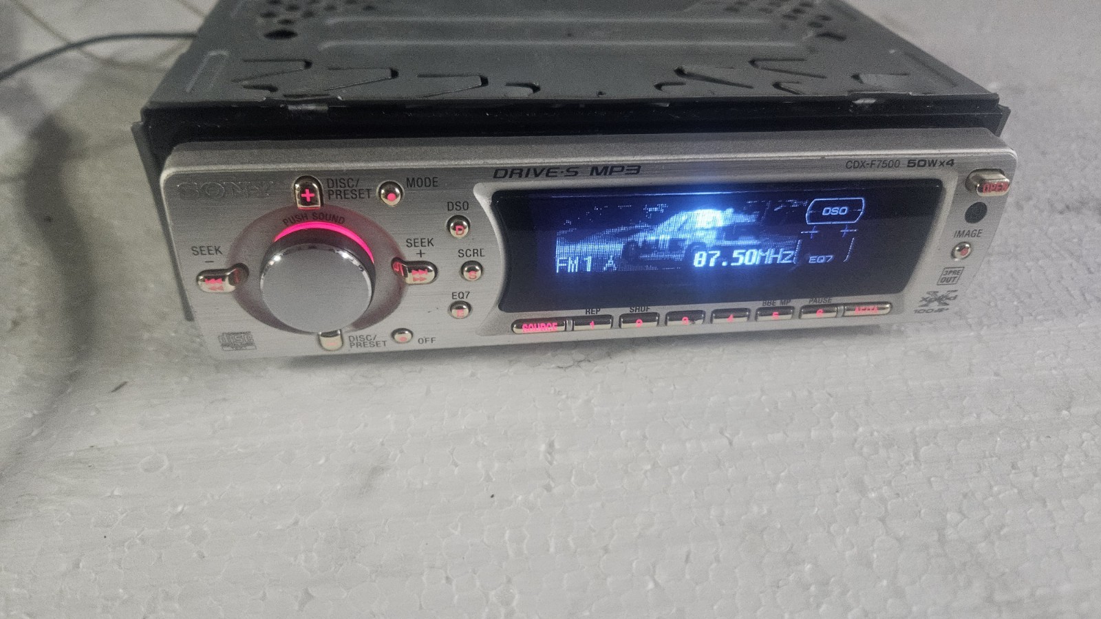 Sony Cdx-f7500