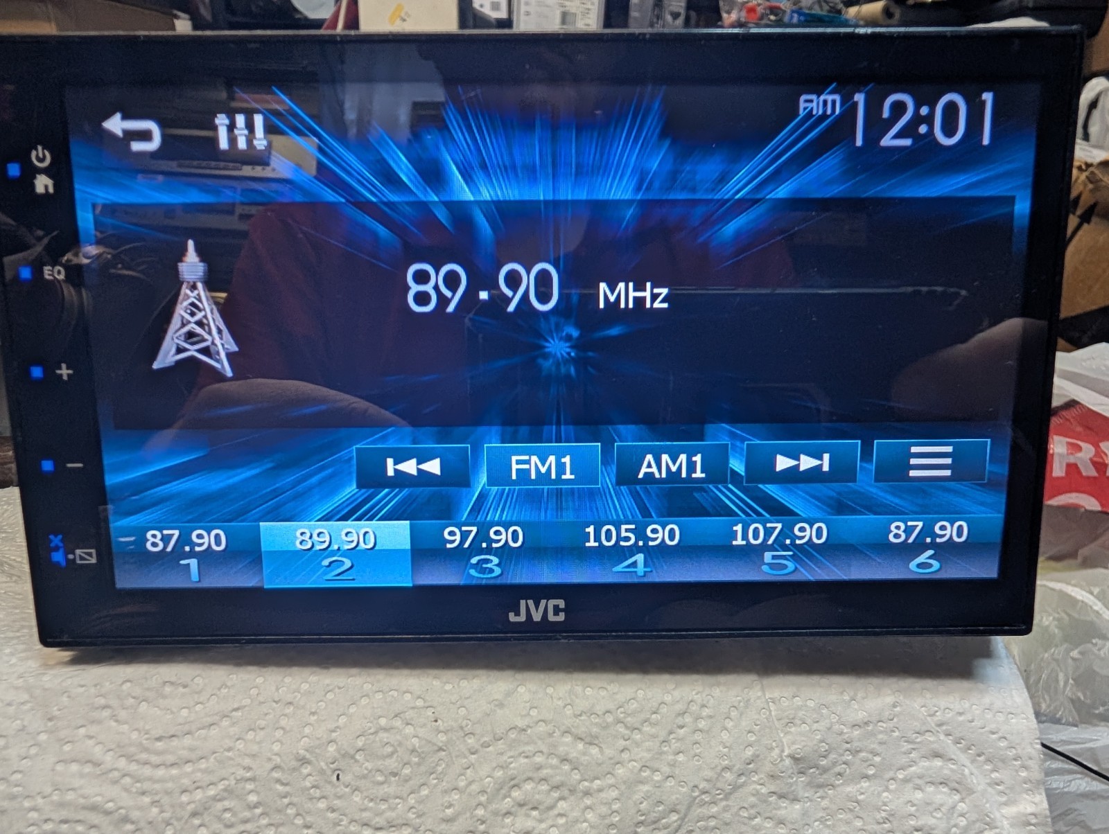 JVC KW-M150BT 6.8″ Touchscreen Shallow Digital Media Receiver w/Bluetooth