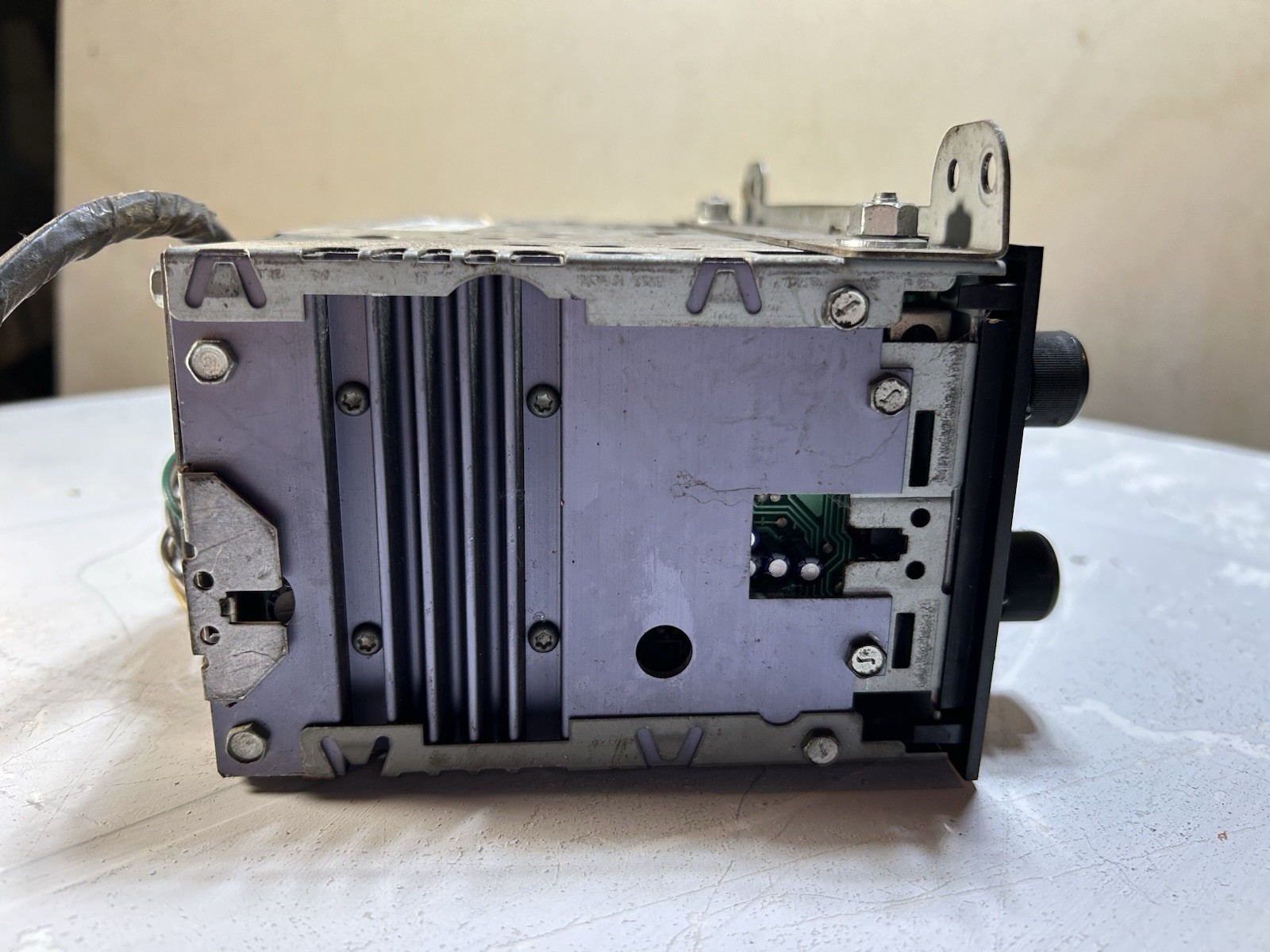 GM DELCO SATURN OEM In-Dash AM/FM Radio Cassette Player # 21021520 VTG
