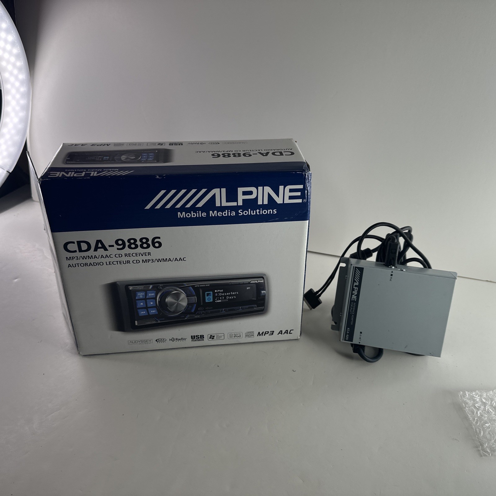 ALPINE CDA-9886Ji 1DIN Car Audio CD/MP3 Player. With Kia-420i Kit For iPod