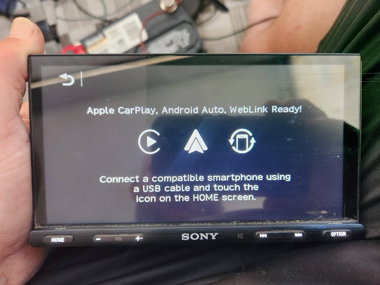 Sony XAV-AX5600 2 DIN AV Receiver Apple CarPlay Android Auto BT USB HDMI