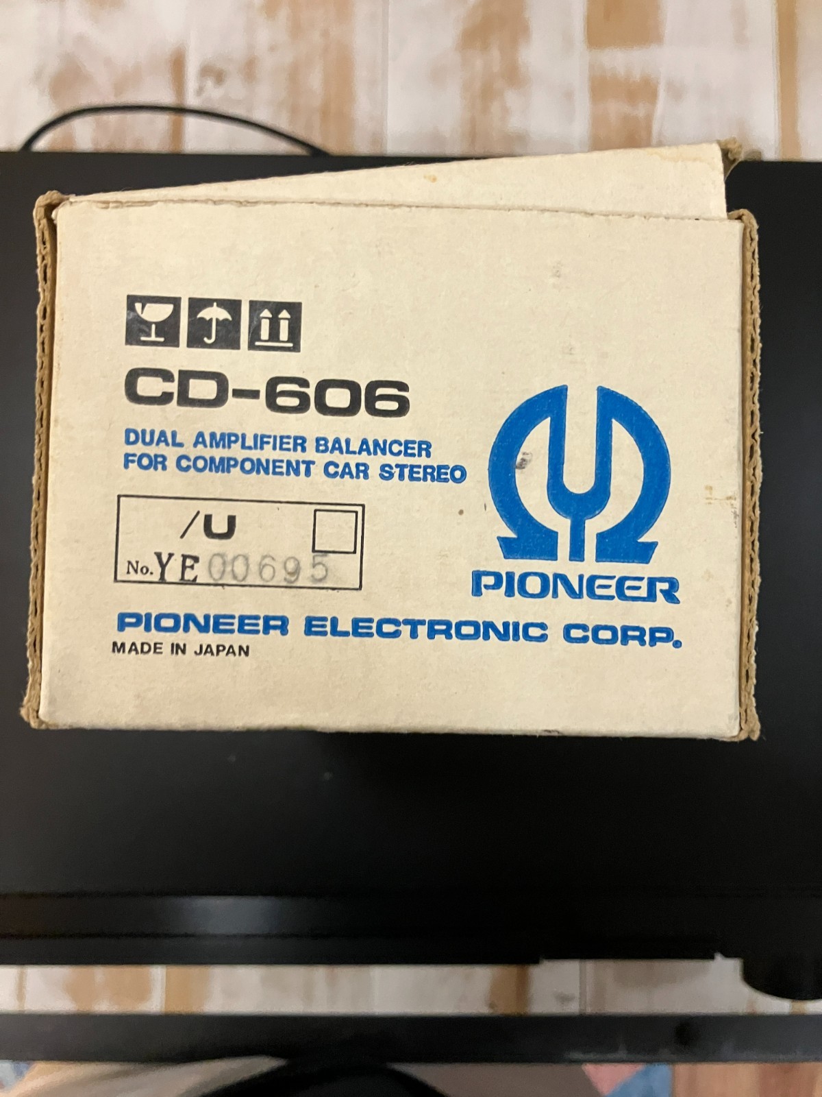 Pioneer CD-606 Dual Amplifier Balancer. New untested. Worldwide Shipping.