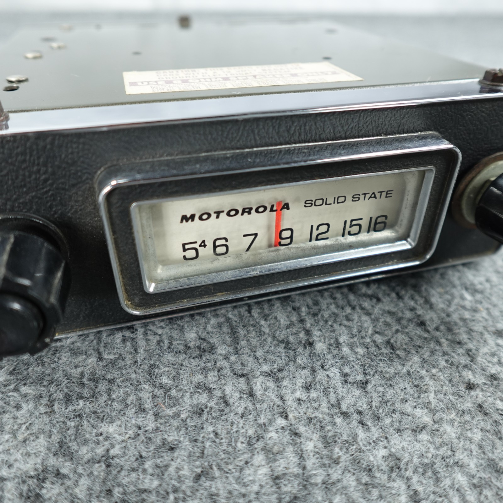 Vintage Motorola Solid State Car Radio AM Dashboard Mount Black Chrome Face
