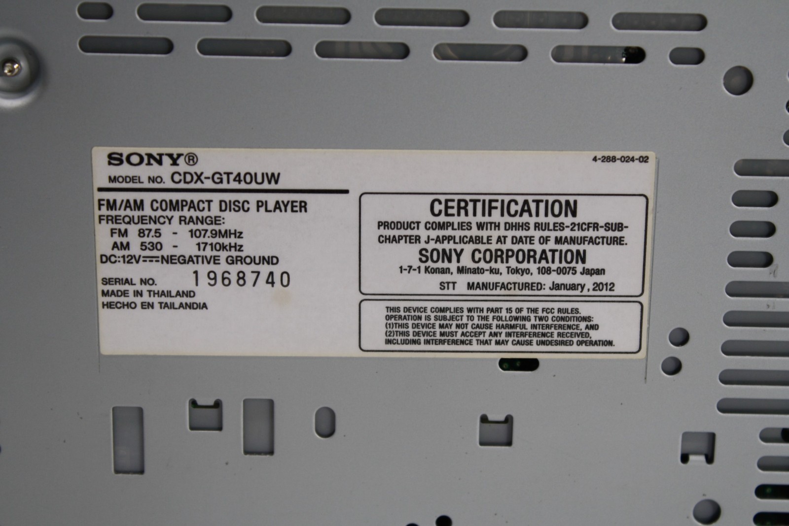 Sony CDX-GT40UW In Dash Am/Fm/CD Player with Aux and USB Inputs. WORKING!