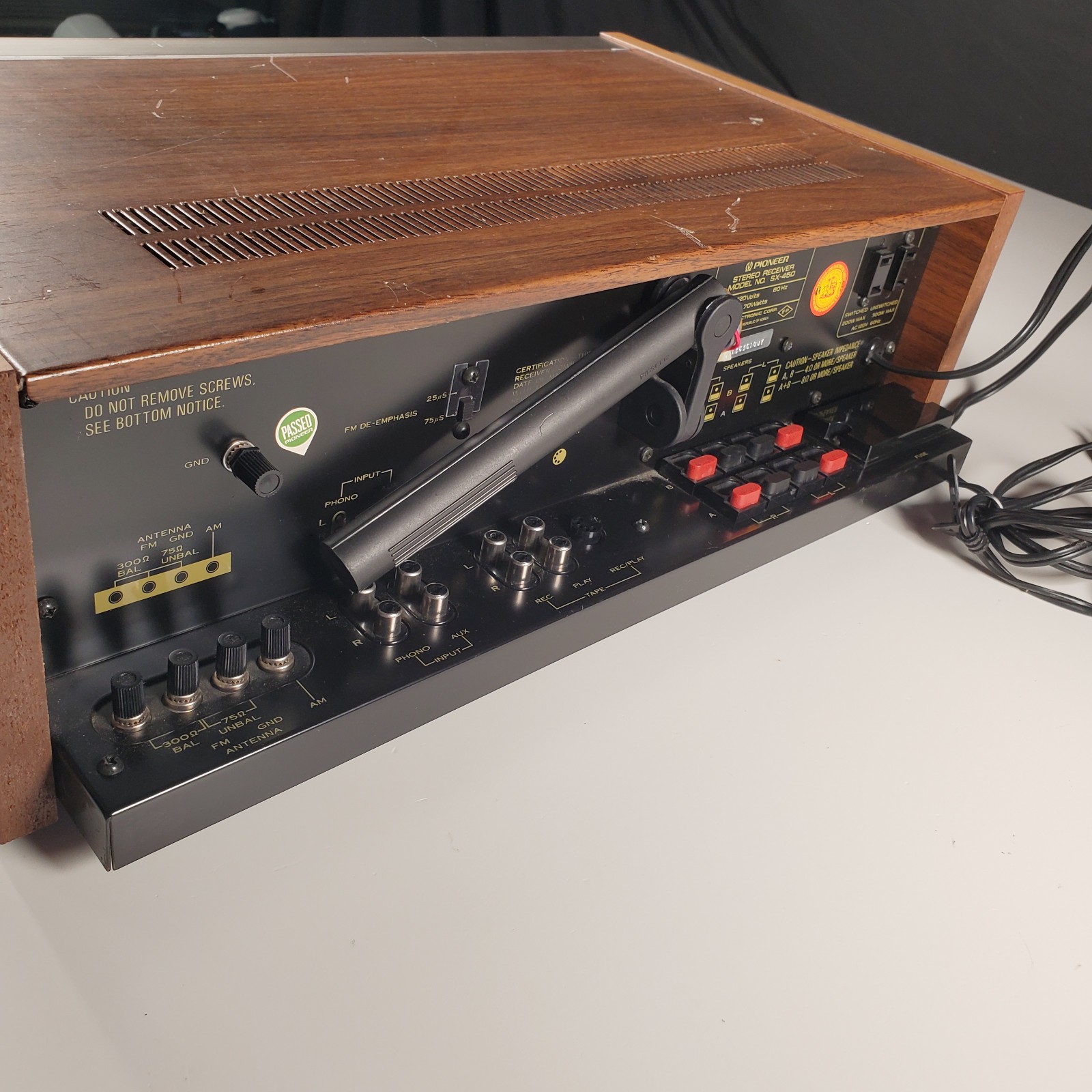 Pioneer SX-450 15-watt per channel Solid-State AM/FM Stereo Receiver Works READ