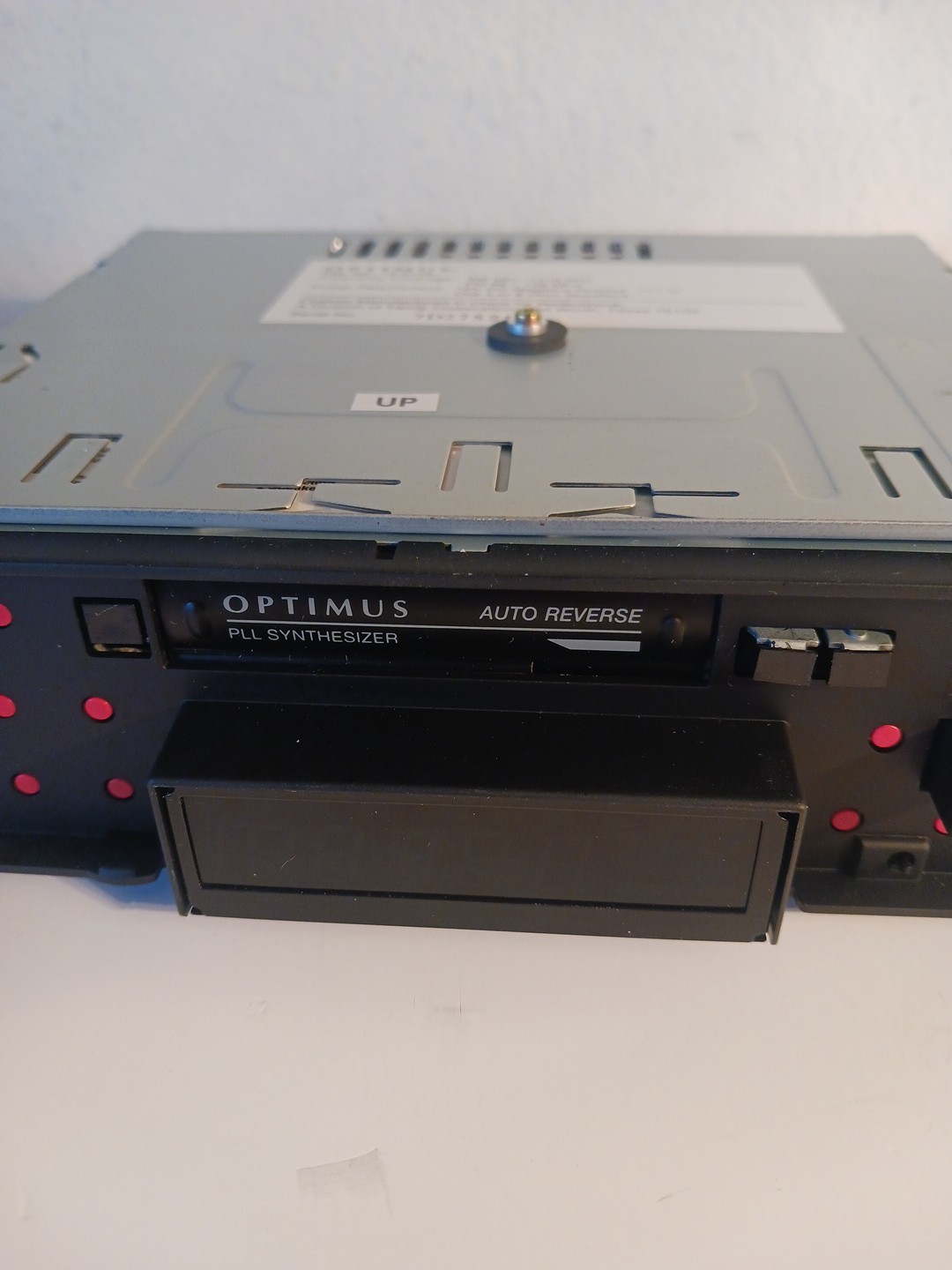 Optimus High Power In-Dash Am/Fm Stereo Cassette W/Detachable Face No. 12-2113