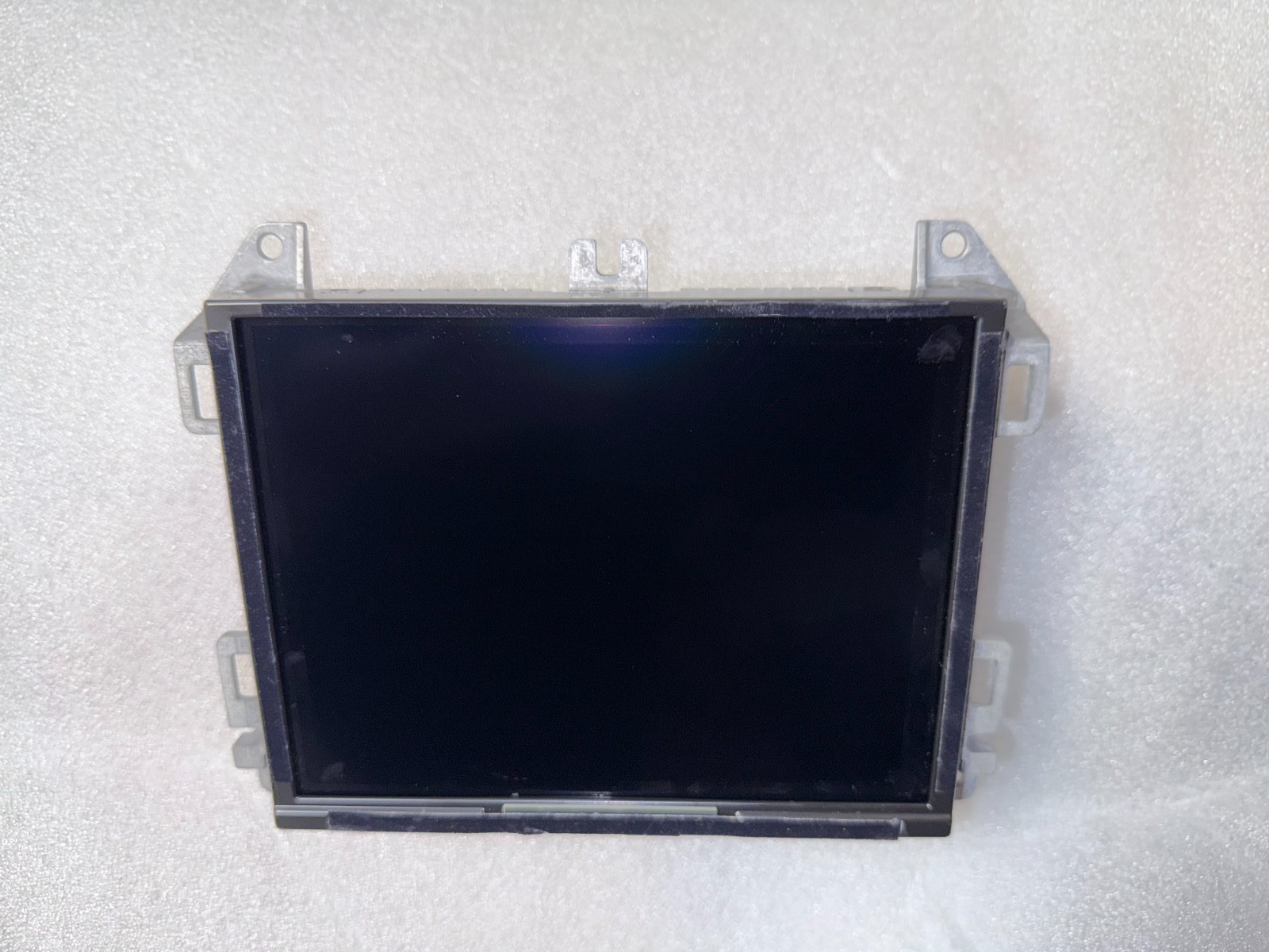 18-23 Jeep Wrangler Uconnect 8.4″ Radio Display Screen CarPlay & Android Auto