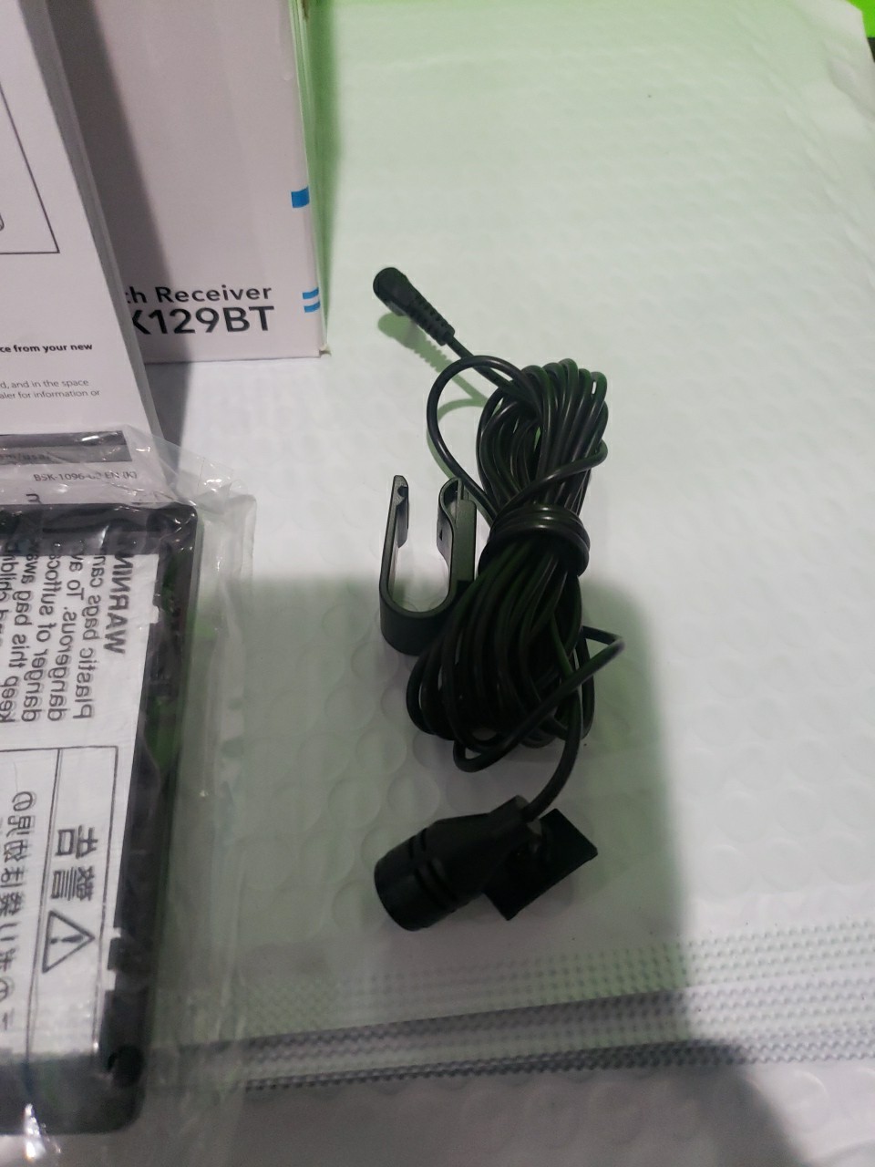 KENWOOD DMX129BT 6.8″ BLUETOOTH DIGITAL MEDIA (DM) BLACK – BLK SILVER Open Box