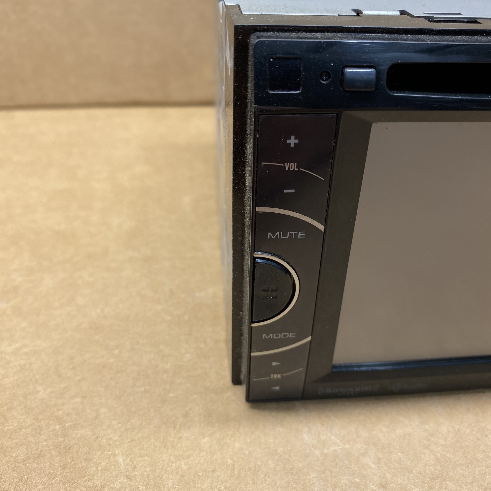Pioneer AVH-X3500BHS Car Stereo MIXTRAX HD CD DVD Bluetooth SiriusXM Receiver