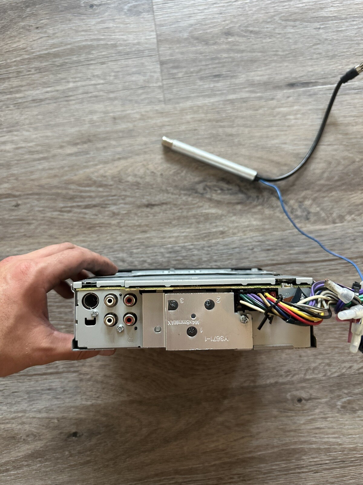 Kenwood KDC-MP245 CD Player In Dash Receiver