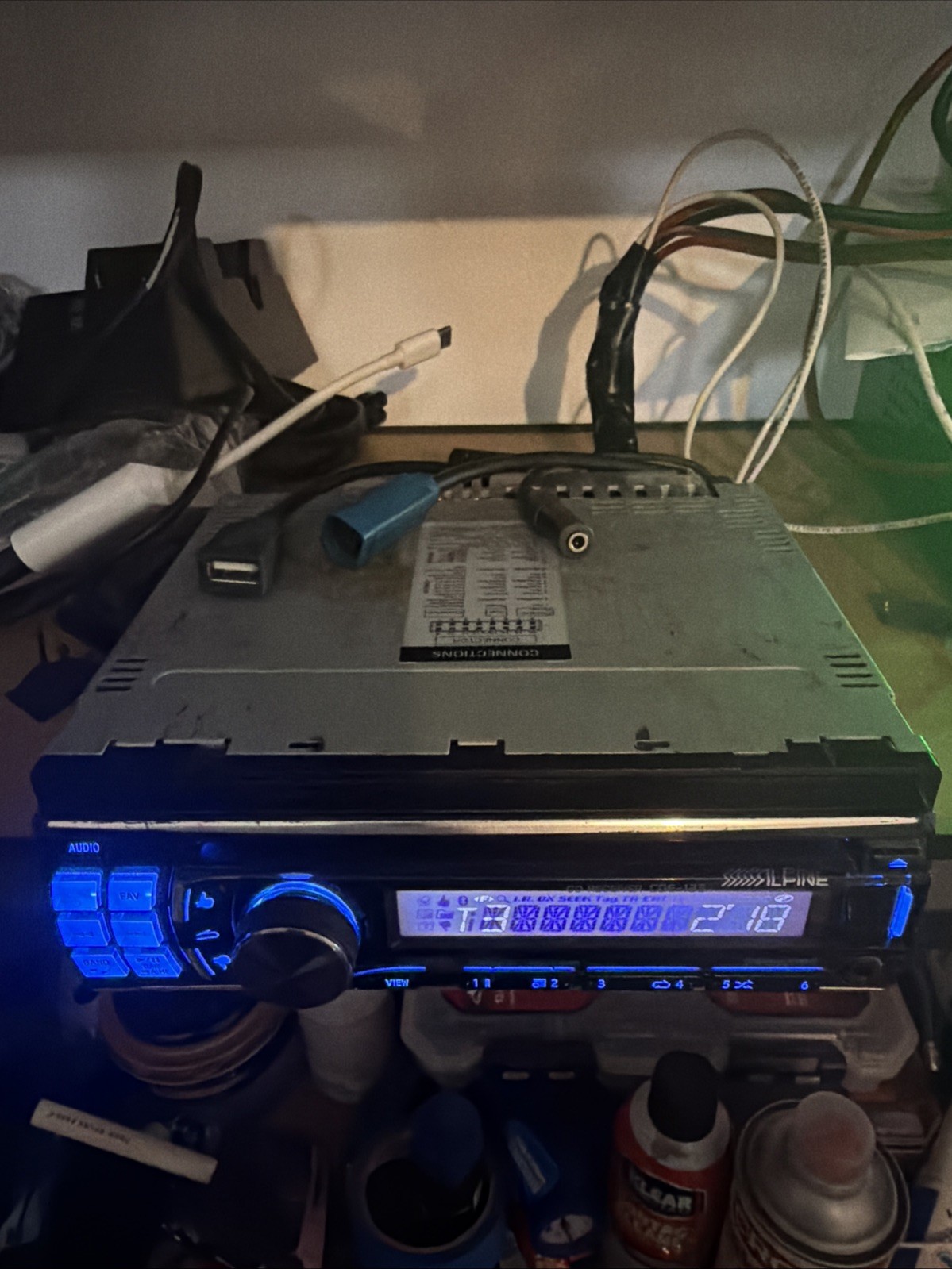 Alpine CDE-123 Receiver MP3 WMA/AAC CD Tuner Stereo *detail