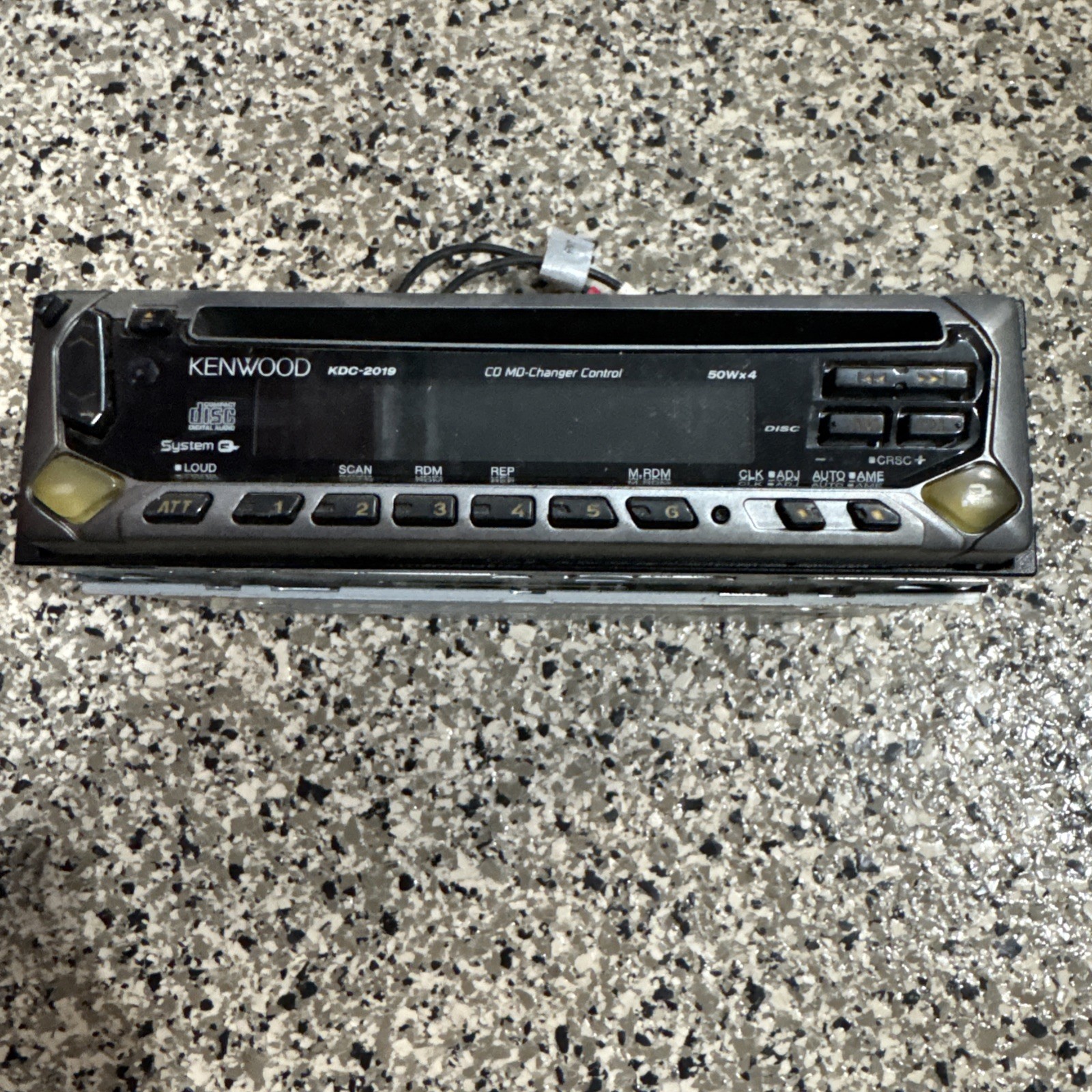 Kenwood Kdc-217 Kdc217 Original Car Radio Not Tested No Plug