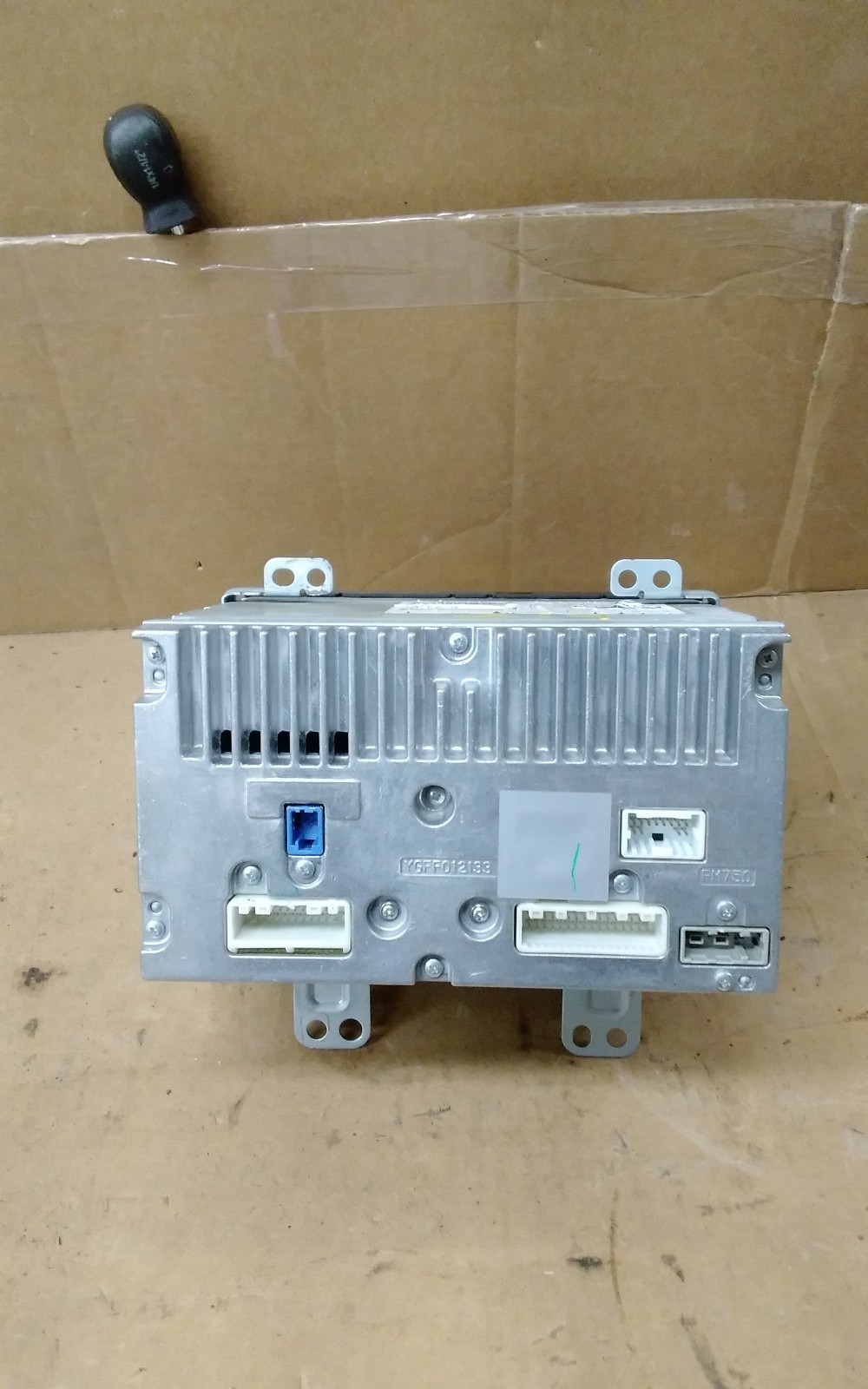 2011 2012 NISSAN ROGUE SV 2.5 BLACK RADIO RECIEVER 4.3 COLOR SCREEN