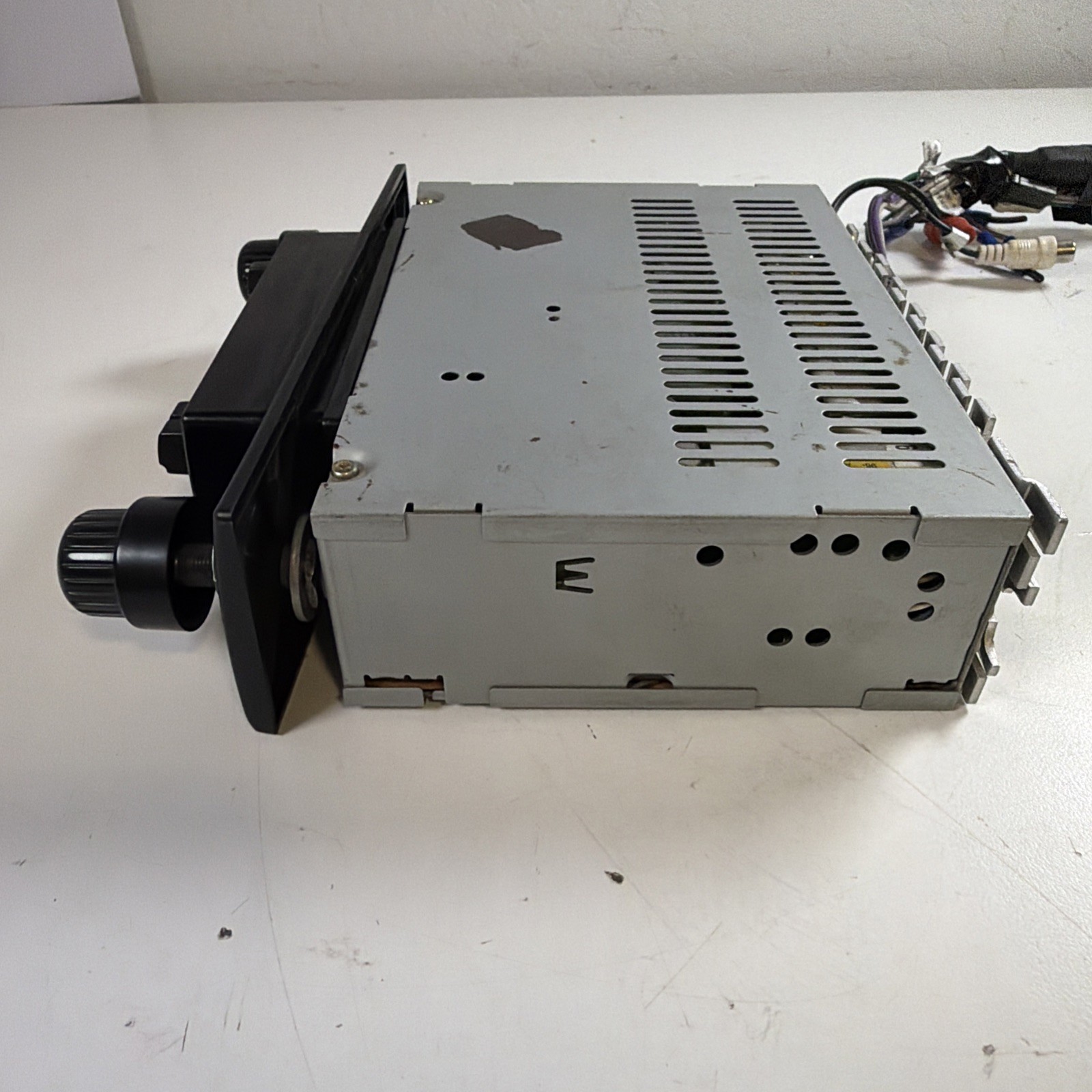 VTG 90s Audio Kenwood KRC-2007 Car Stereo