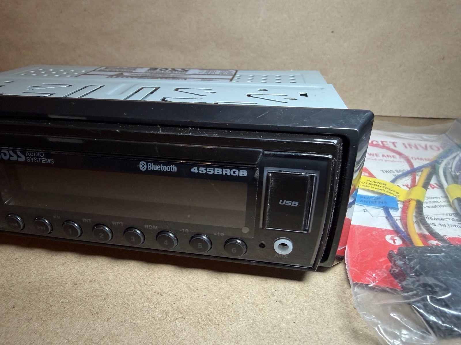 Boss Audio 455BRGB 1-DIN Bluetooth/MP3/USB/AUX/AM/FM Digital Media Receiver