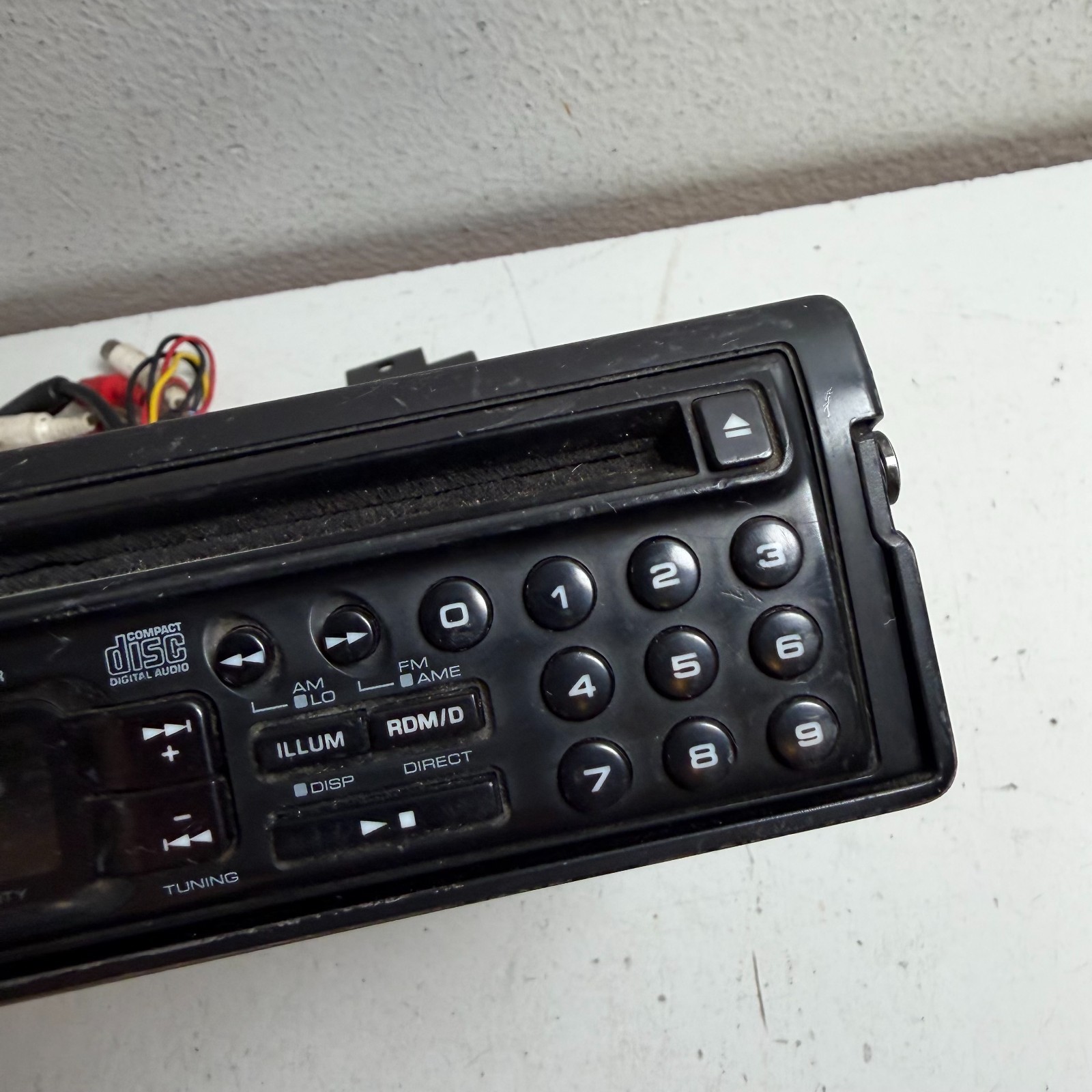 Kenwood KDC-93R Black Wired Compact AM/FM Radio In-Dash Digital CD Player