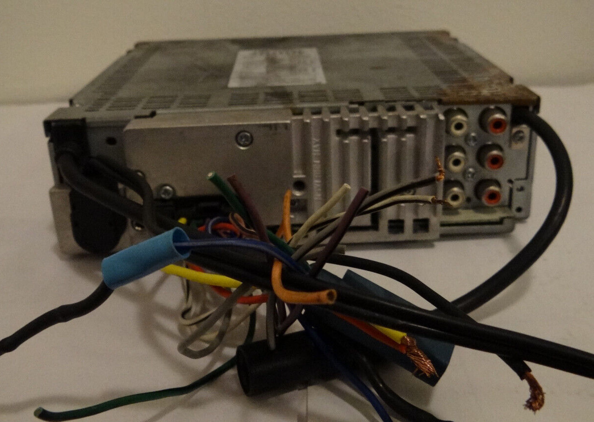 Alpine CDA-9884 MP3/WMA/AAC/CD In Dash Receiver 50Wx4 iPod Expandable HD Ready