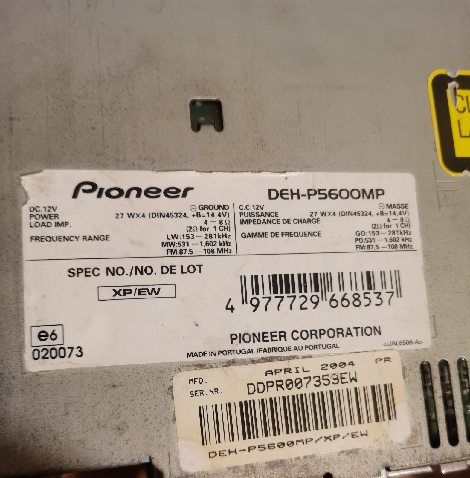 classic Pioneer DEH-P5600MP car radio CD player