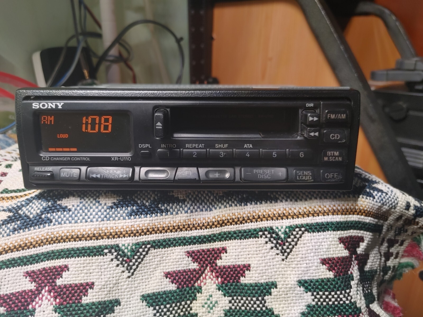 VTG 90s Old School SONY XR-U110 Car Stereo Radio Cassette Audio Deck Unilink CD
