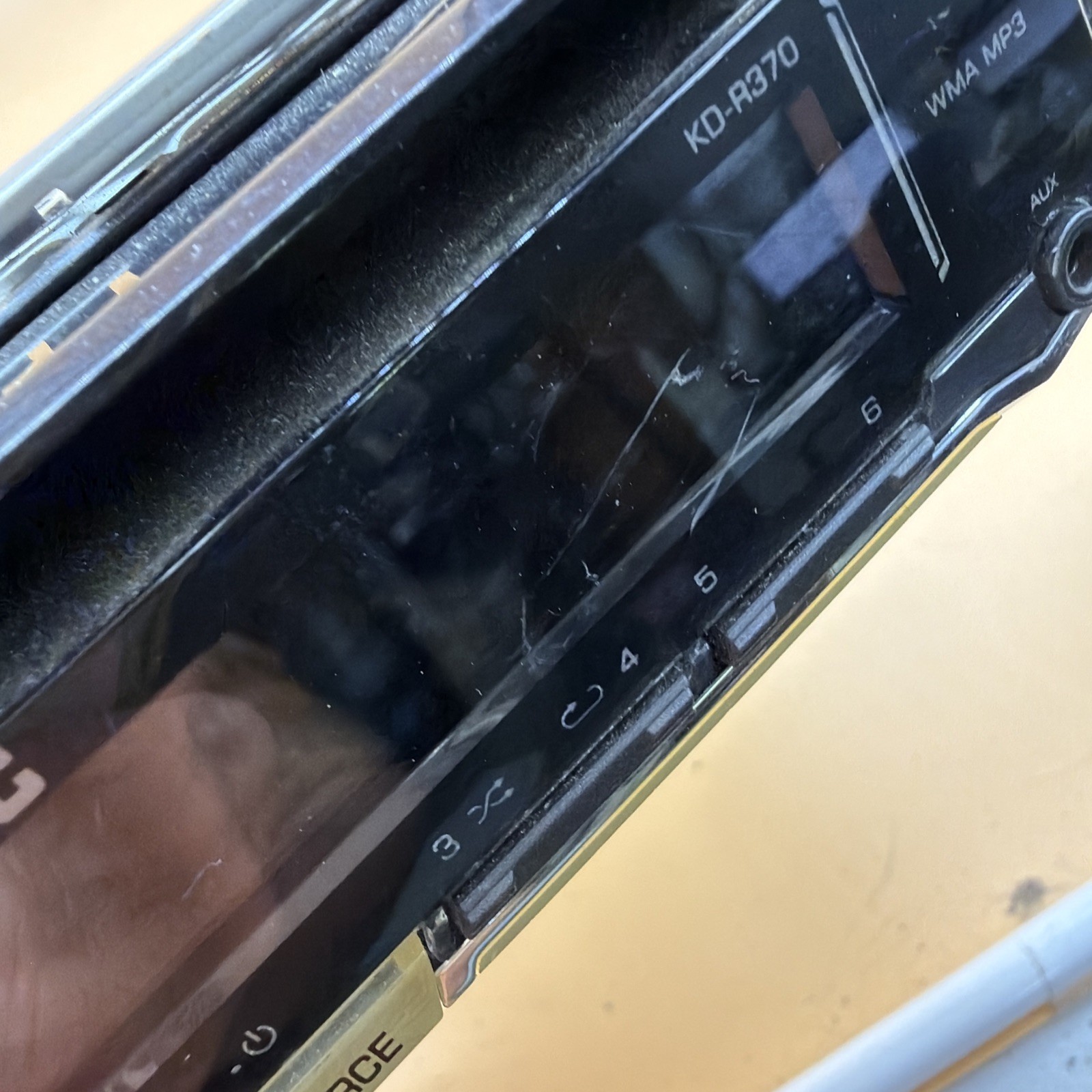 JVC KD-R370 Stereo CD MP3 WMA Player 3.5mm Aux In AM FM Radio Receiver Stereo