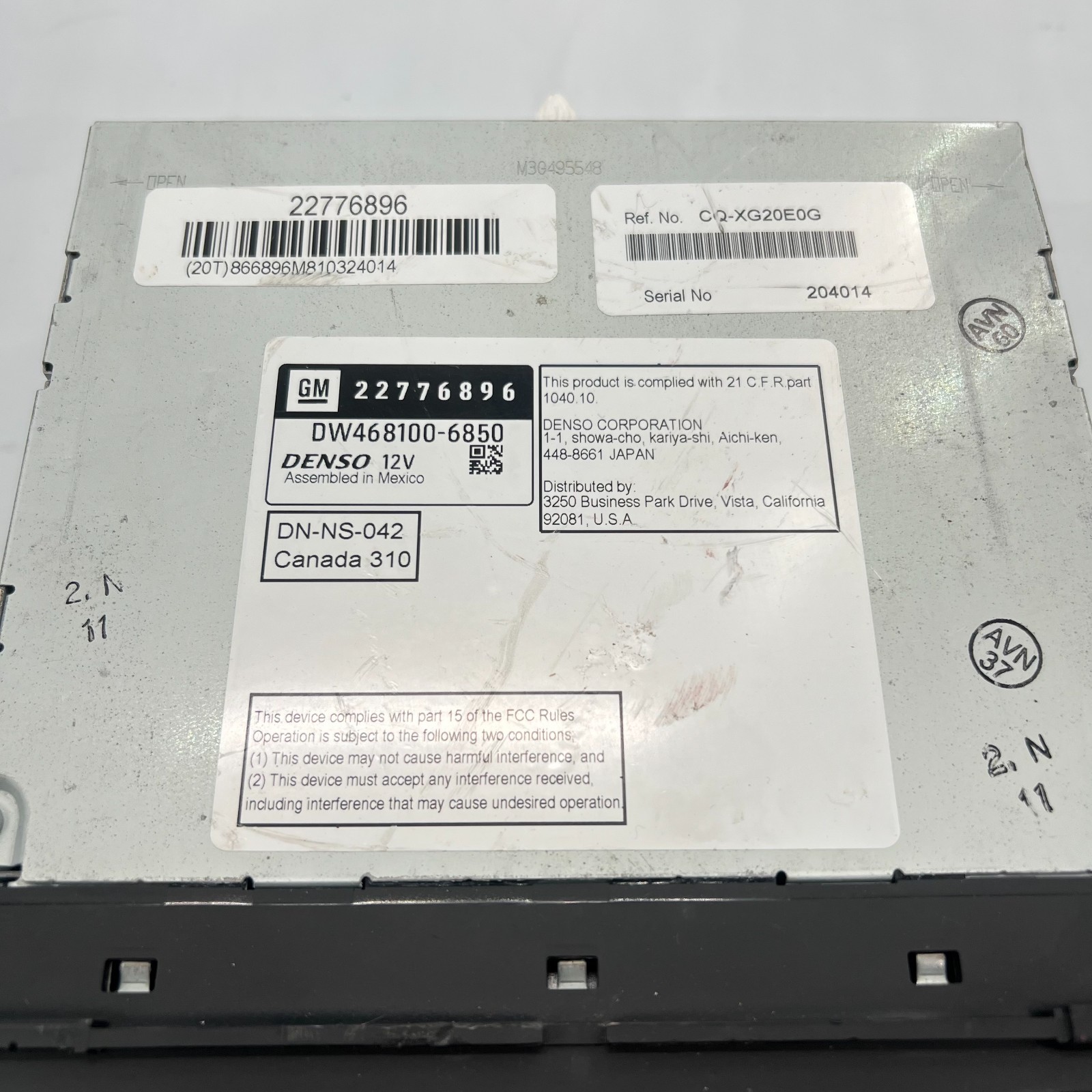 GM Denso DW468100-6850 22776896- DVD Navi Radio Yukon Suburban Tahoe OEM