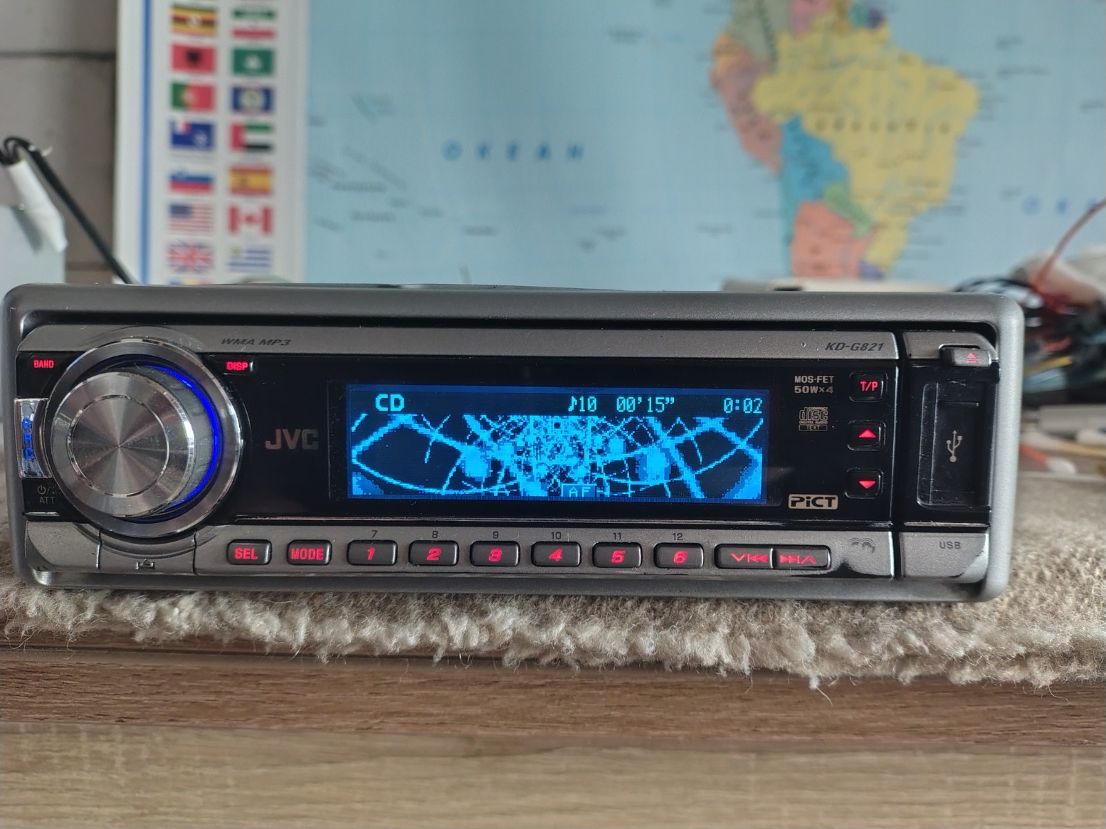 JVC KD-G821 Car Radio Stereo Mobile Media Station Fully Working Great Shape