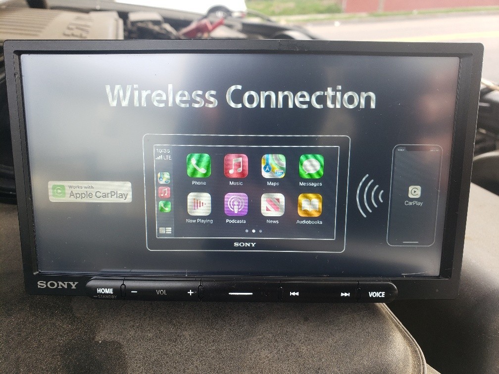SONY 6.95″ DIGITAL BLUETOOTH MULTIMEDIA RECEIVER XAV-AX4000 CARPLAY/ANDROID
