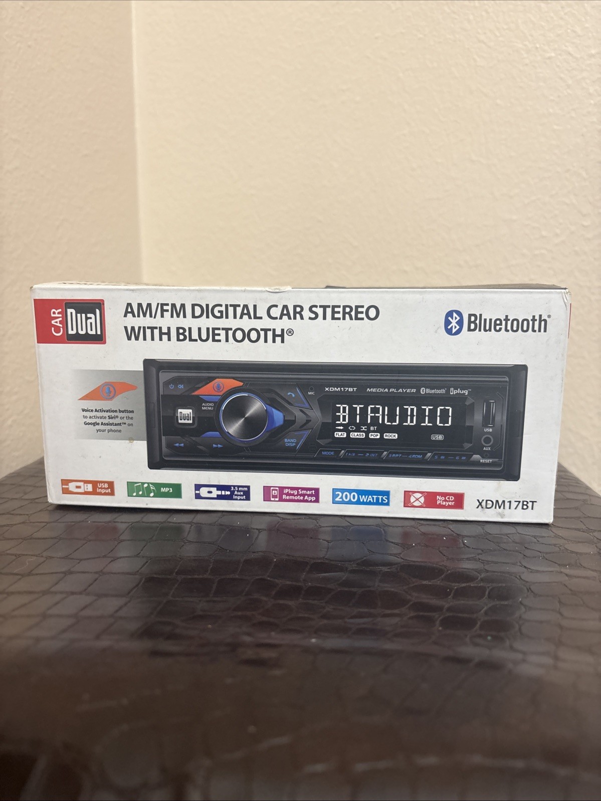 AM/FM Car Stereo Dual XDM17BT, Bluetooth, MP3, 200 W, Voice act. Siri – Google