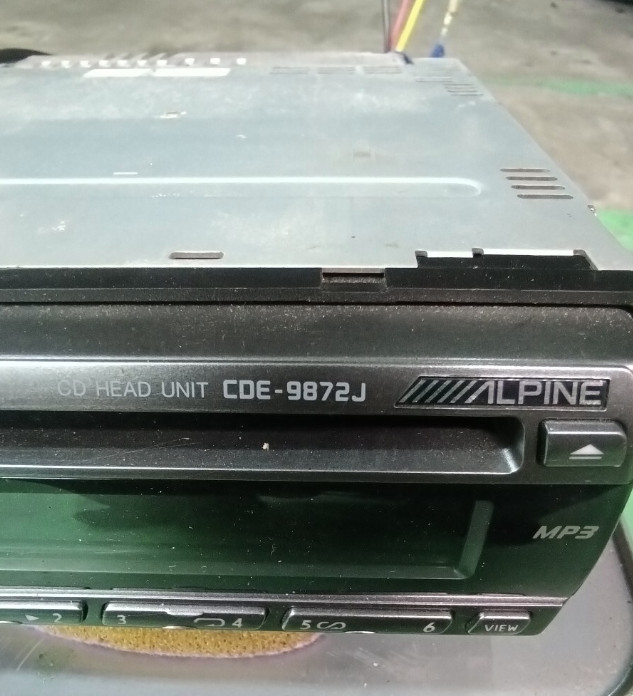 ALPINE CDE-9872J CD HEAD UNIT CD/CD-R/CD-RW MP3 AM FM 1DIN 45W x4ch DC12V
