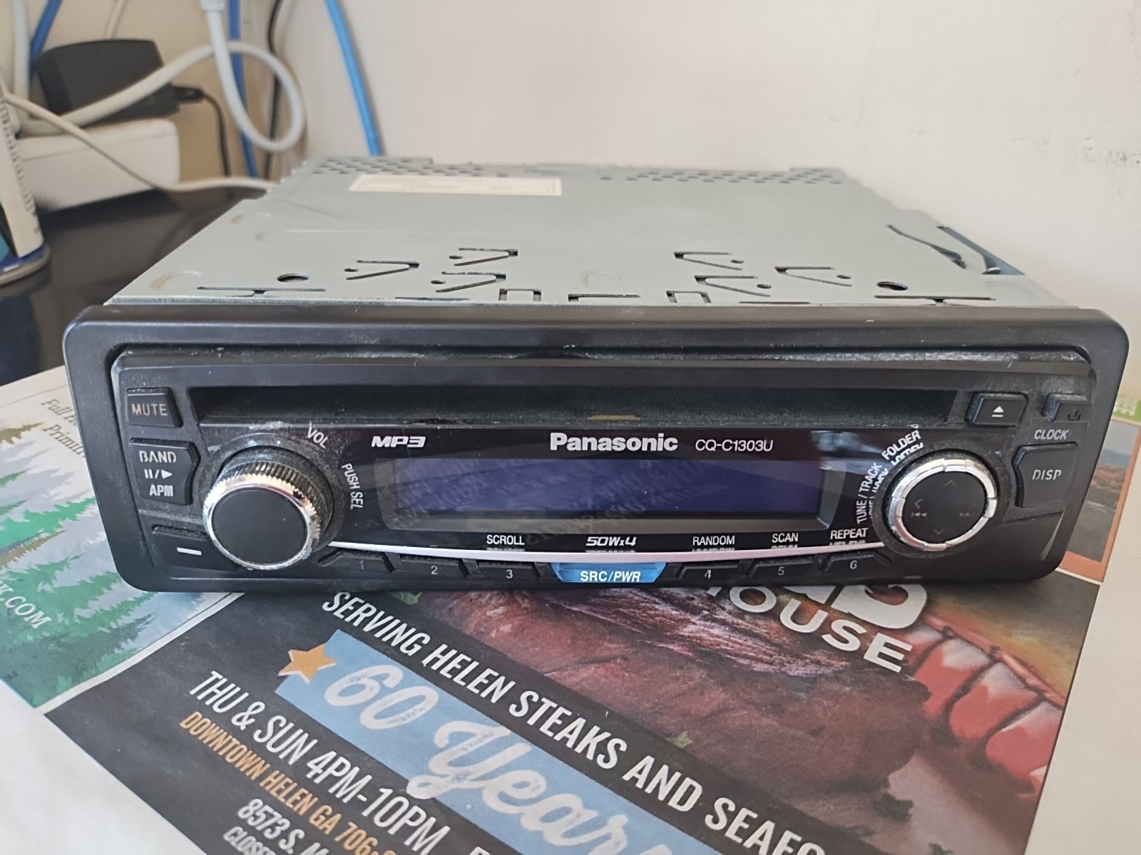 PANASONIC CQ-C1303U CD PLAYER MP3 2006 (YF034C053CA) 50Wx4 AM/FM Scroll Scan SQ
