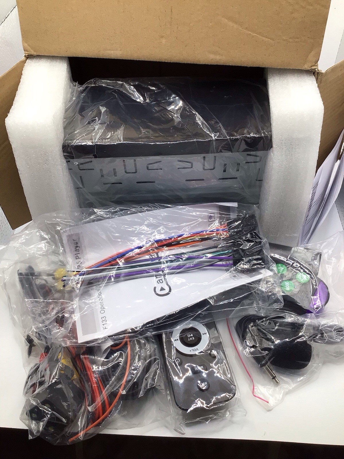 And Auto 6.9 Inch 1 Din Car Stereo Player Model 6288W **Read Description**