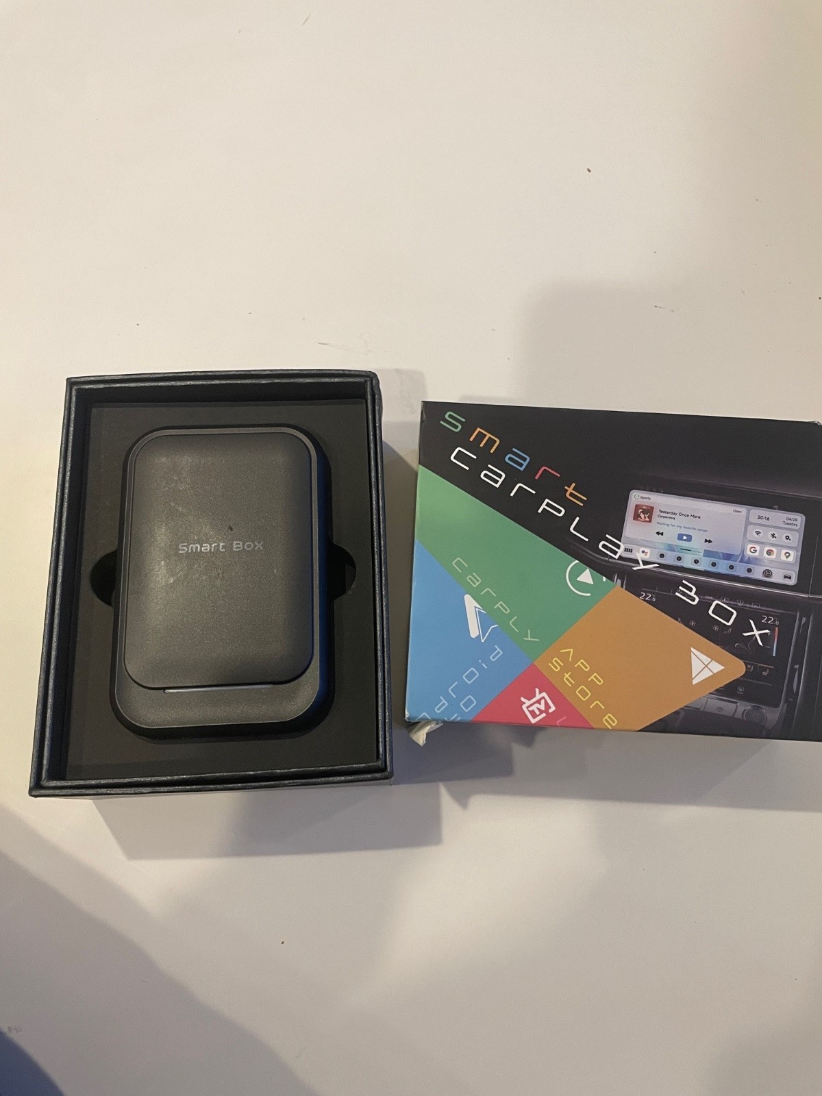 CarPlay Wireless Android 11 AI Box Pro Bluetooth 5.0, 2.4/5G Wi-Fi, R605