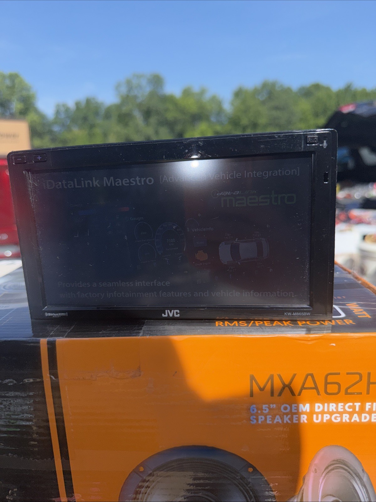 JVC WIRELESS &WIRED CAR-PLAY OR ANDROID AUTO KW-M865BW