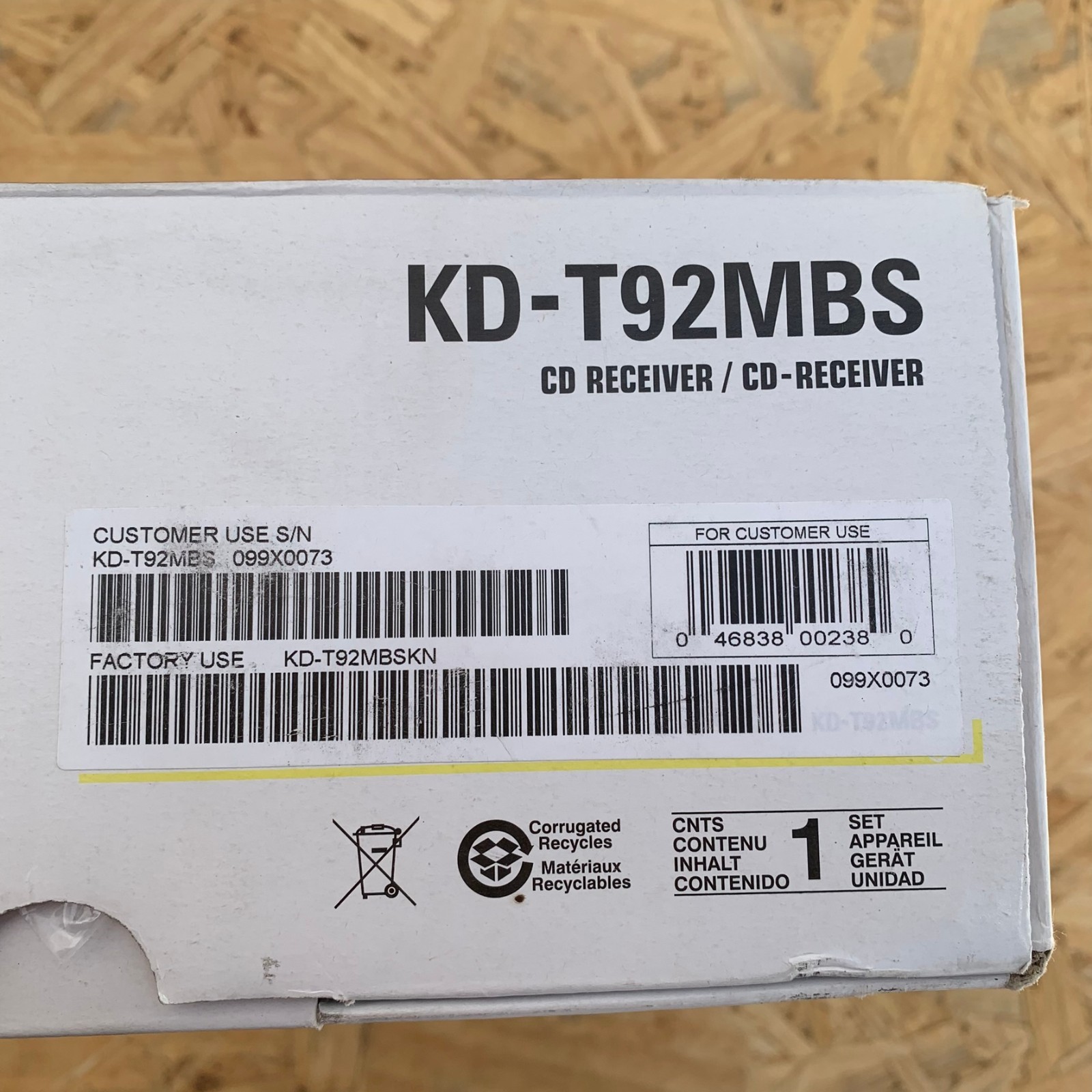 NEW JVC KD-T92MBS Single DIN Marine USB AUX Stereo Bluetooth SiriusXM CD Receive