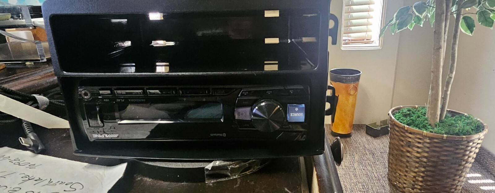 Alpine UTE-73BT, Single-DIN Car Digital Media Stereo Bluetooth, USB MP3 350z Z33
