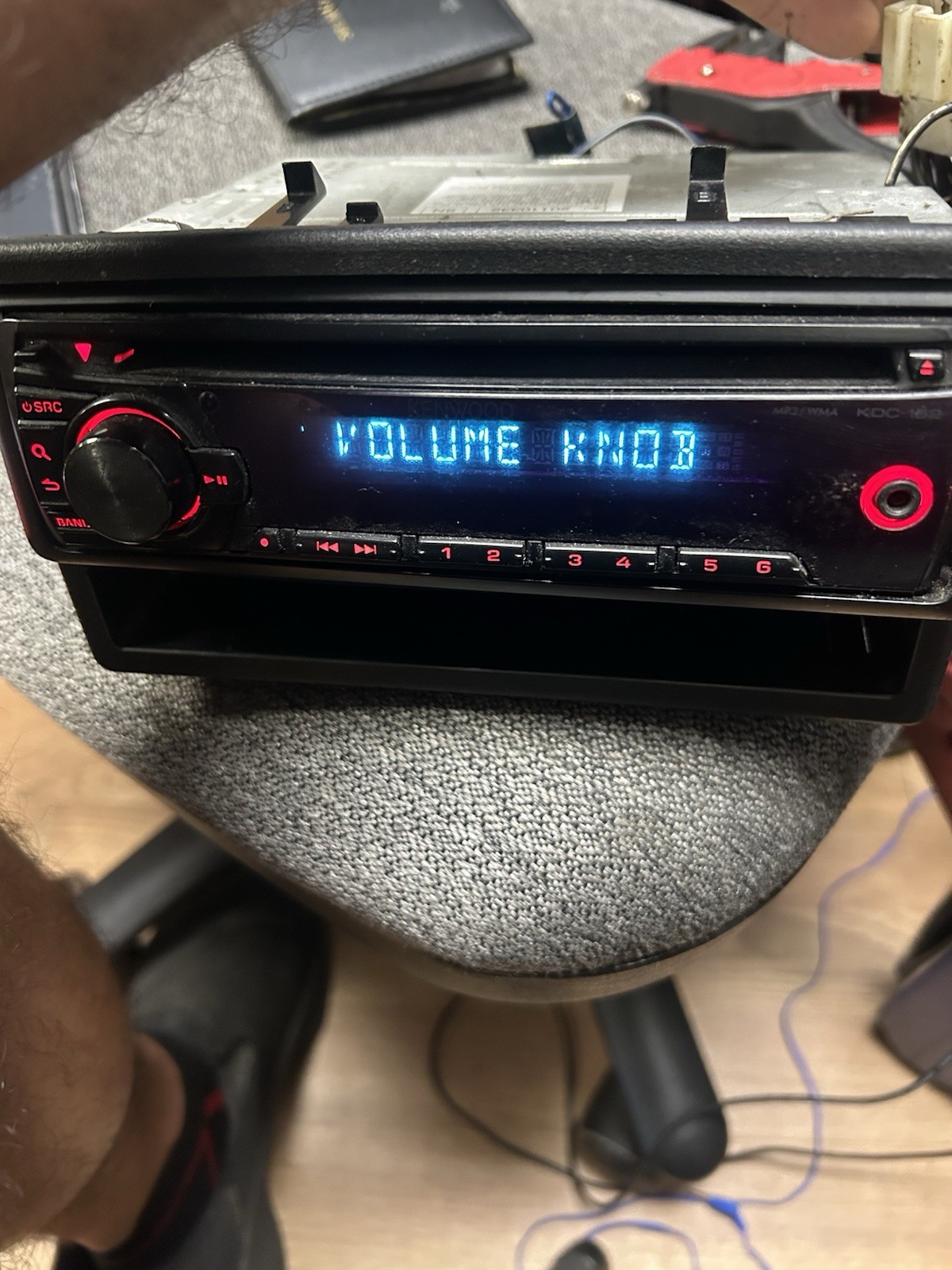 KENWOOD KDC-152 CAR STEREO FREE Shipping