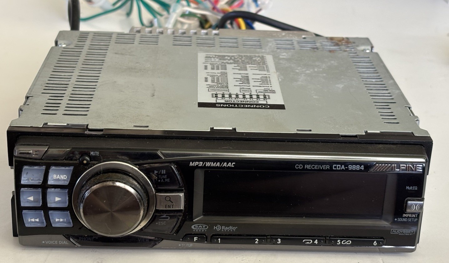 Alpine CDA-9884 Old school Car Stereo CD Receiver MP3/WMA/AAC
