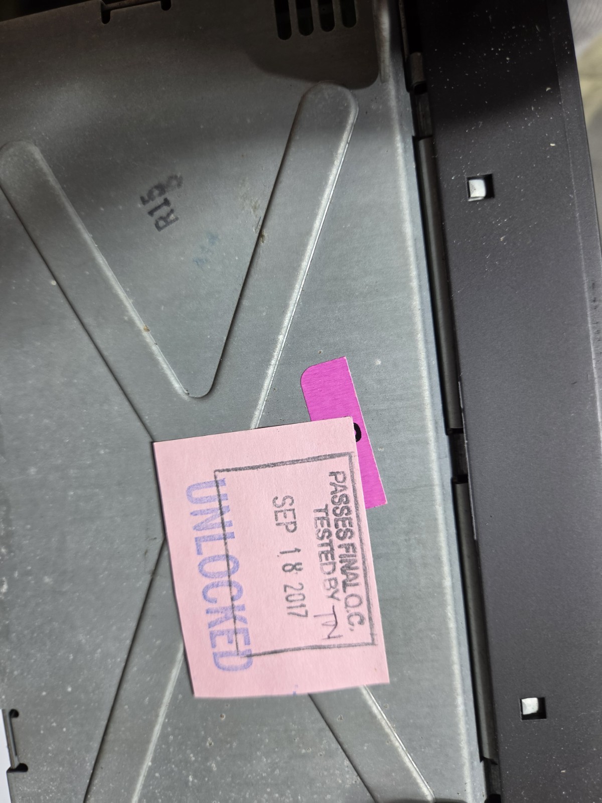 GM 20815326 2 DIN Navigation DVD Radio Head Unit Dolby Digital DTS cadilac ESC