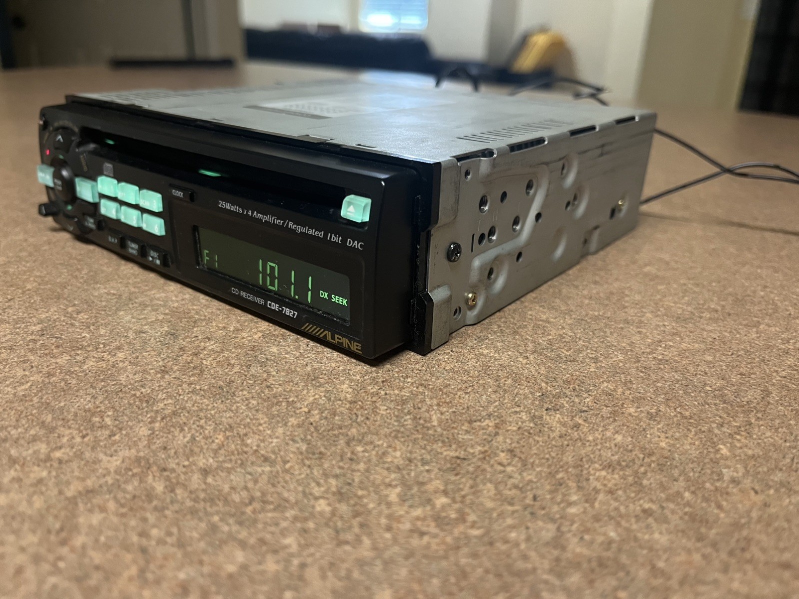 ALPINE CAR AUDIO STEREO IN DASH CD UNIT CDE-7827 VINTAGE PORSCHE BMW MERCEDES