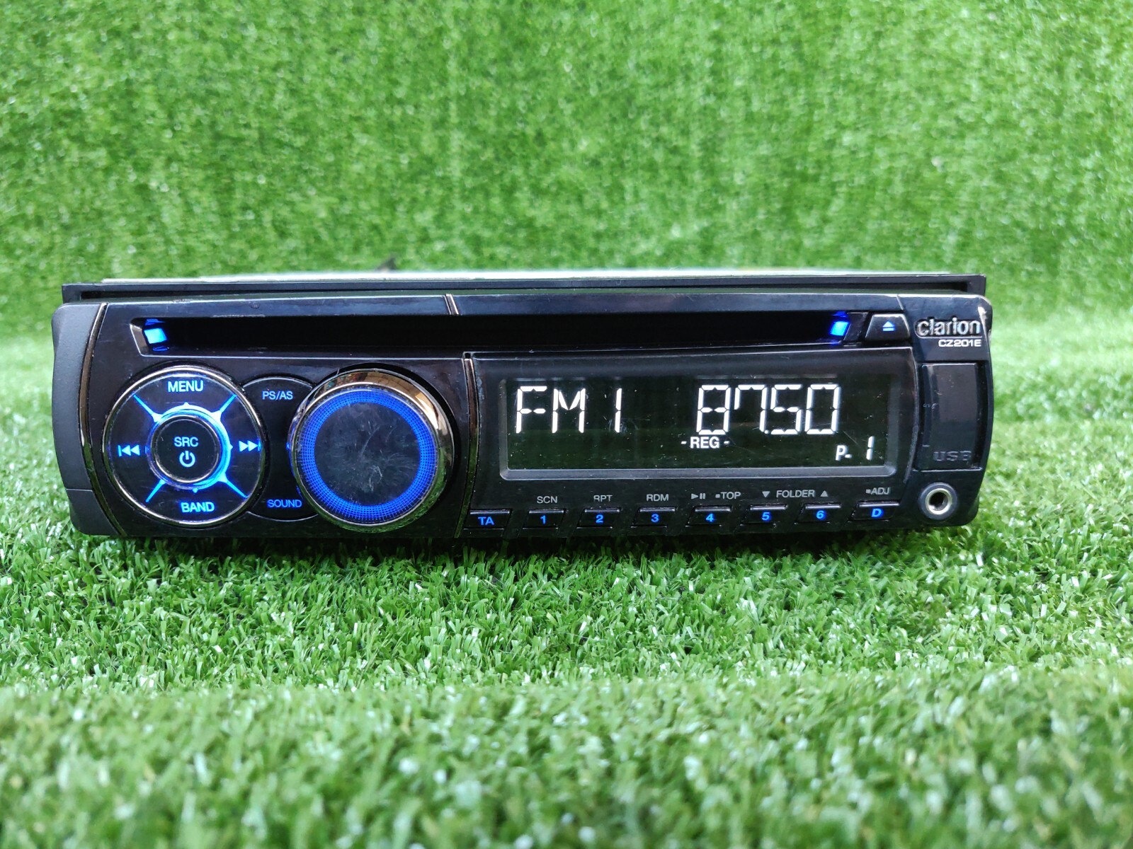 Clarion Cz201e Oem Genuine Original Car Radio