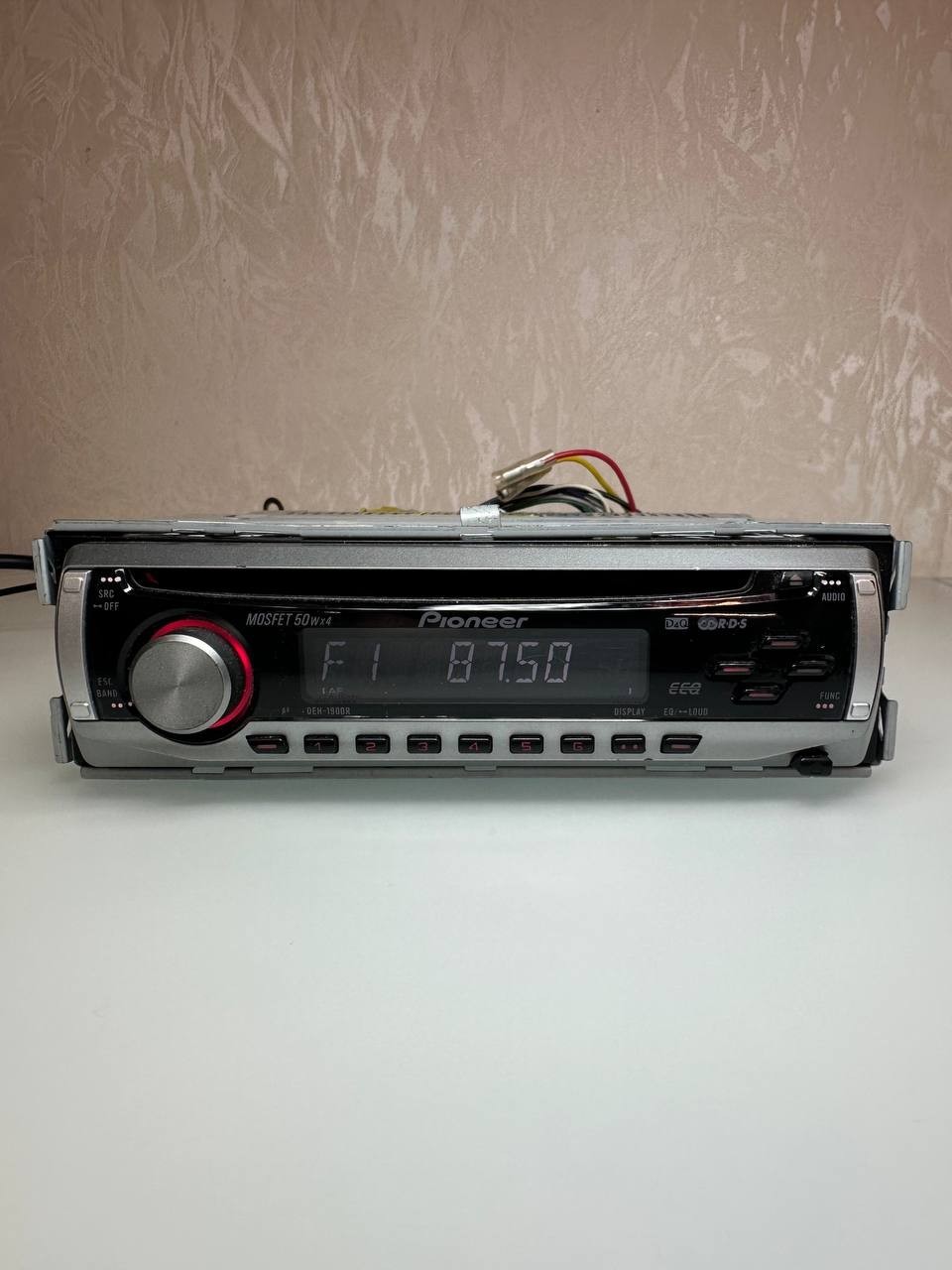 Pioneer DEH-1900R Car CD Player Stereo Detachable Face MOSFET 50Wx4 Tested