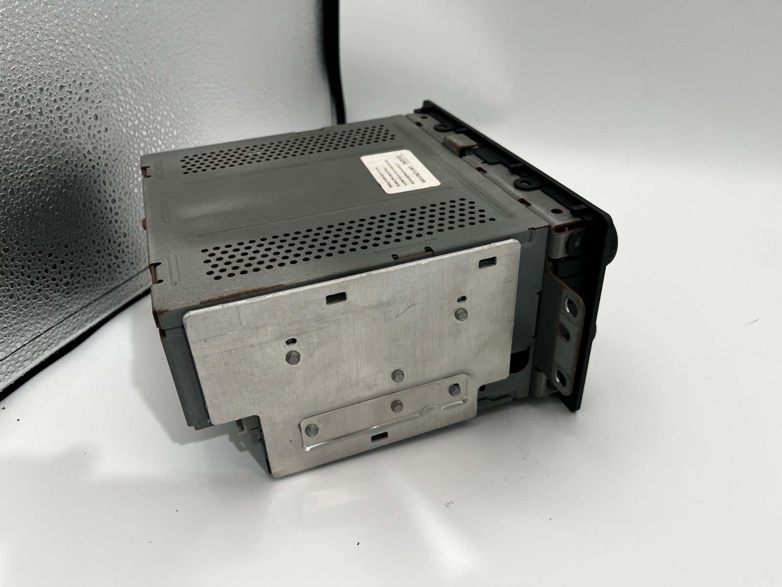 Car Stereo Head Unit Chevrolet 2003 Silverado – Locked