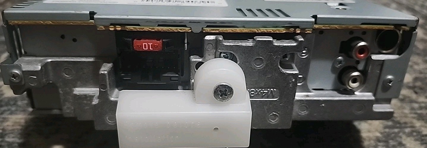 Pioneer DEH-1900MP, CD/MP3, 200 watts (UNTESTED)