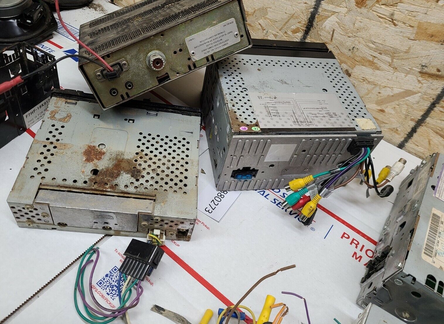 USED RADIO LOT – GM DELCO 16176771 PYLE PLR34M COBRA 29LTD PANISONIC TOUCHSCREEN