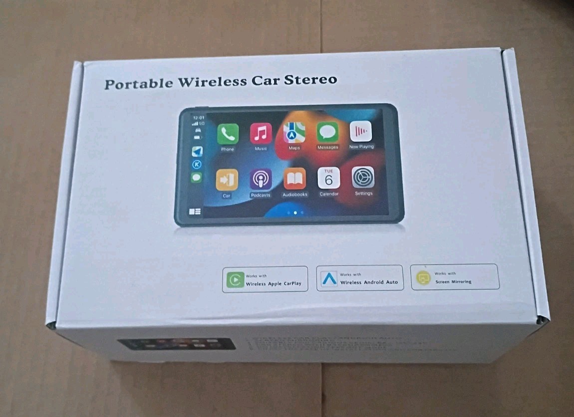 Portable Wireless Car Stereo & Media Player 7 in Screen, Camera, Charger, Holder