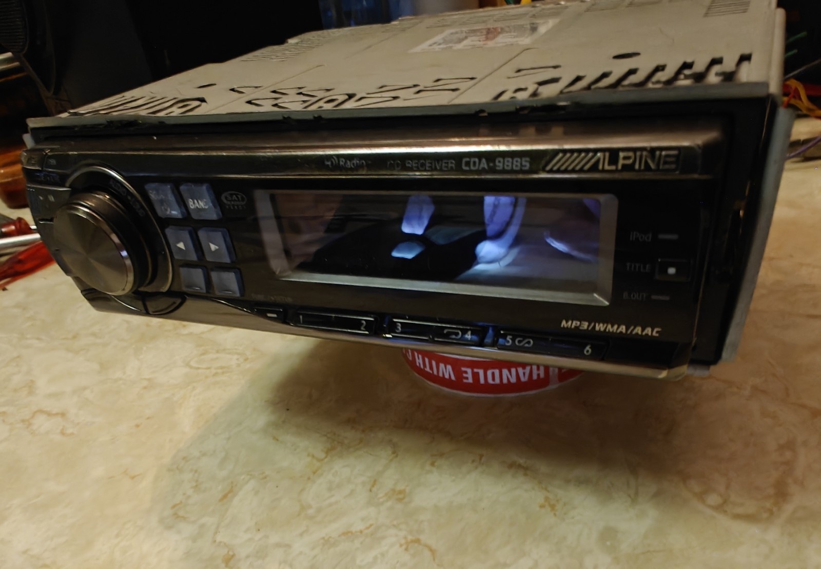 Alpine CDA 9885 CD Receiver SQ Single DIN w Wiring Harness & Mounting Sleeve