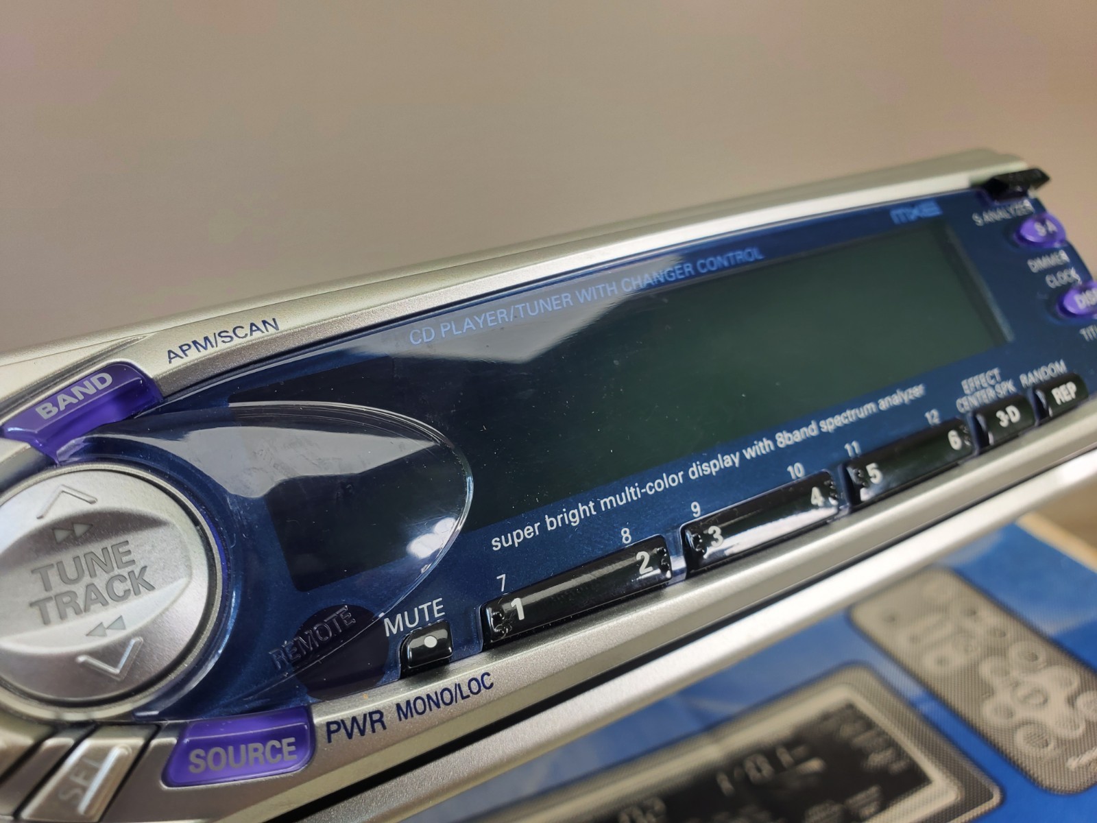 Panasonic CQ DFX-99EUC 5volts car cd player eq spectrum analyzer radio
