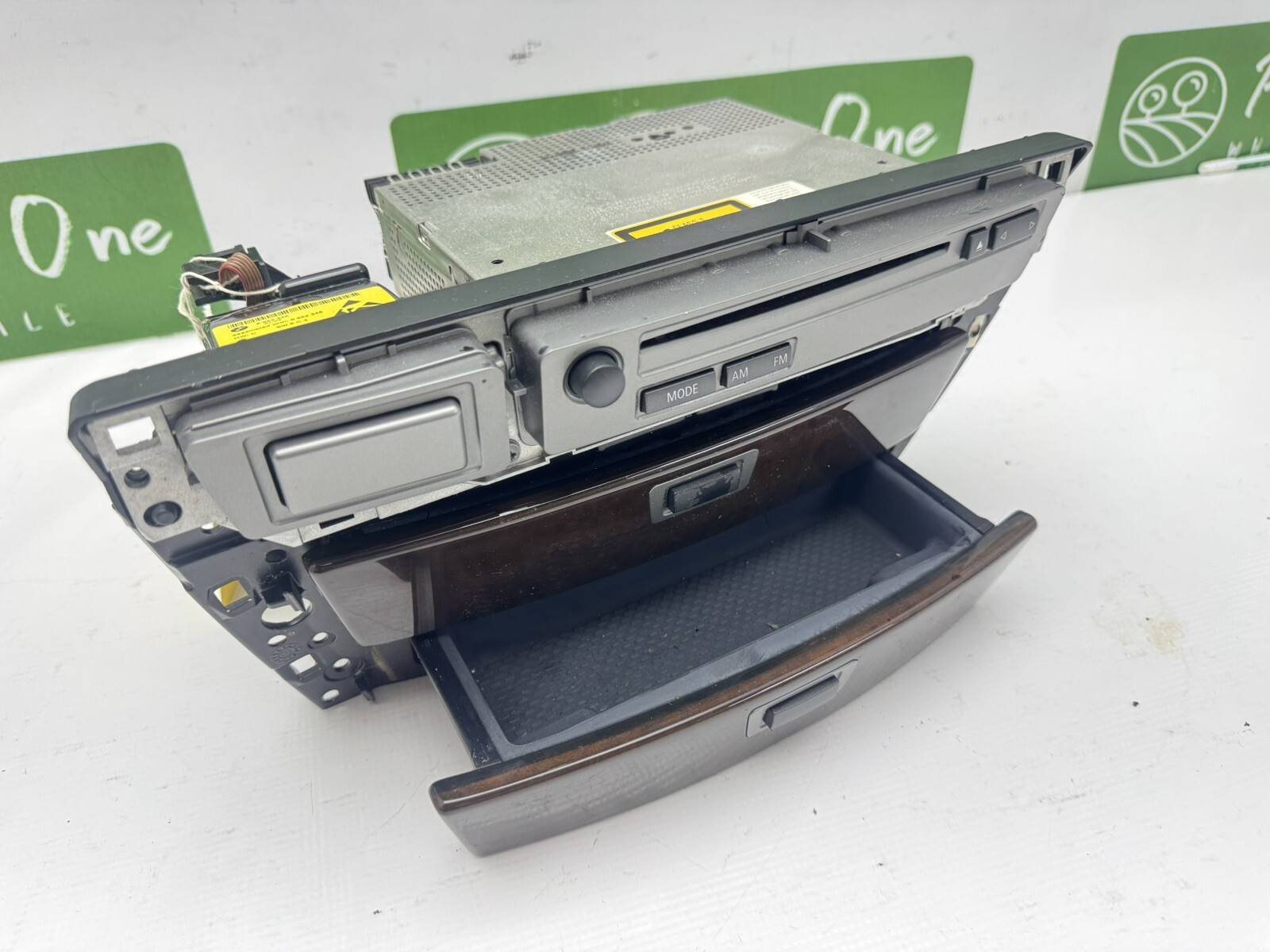 OEM 2006-2008 BMW 750Li Stereo W/ Center Dash Wood Trim Storage 51458261060A