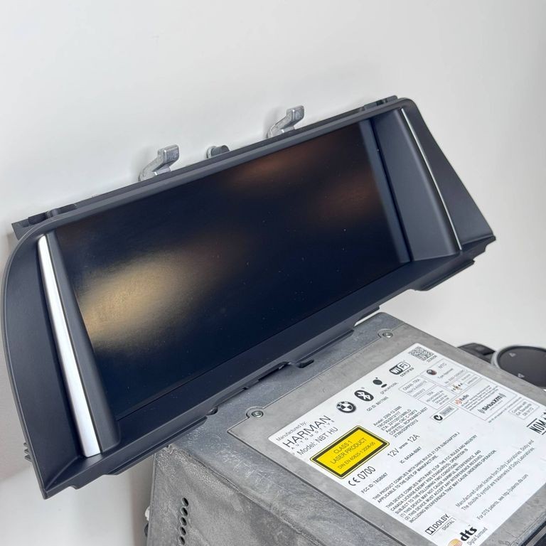 BMW 5 F10 F11 2015 Radio / CD Player / DVD Player / Navigation 9351670 HBE433